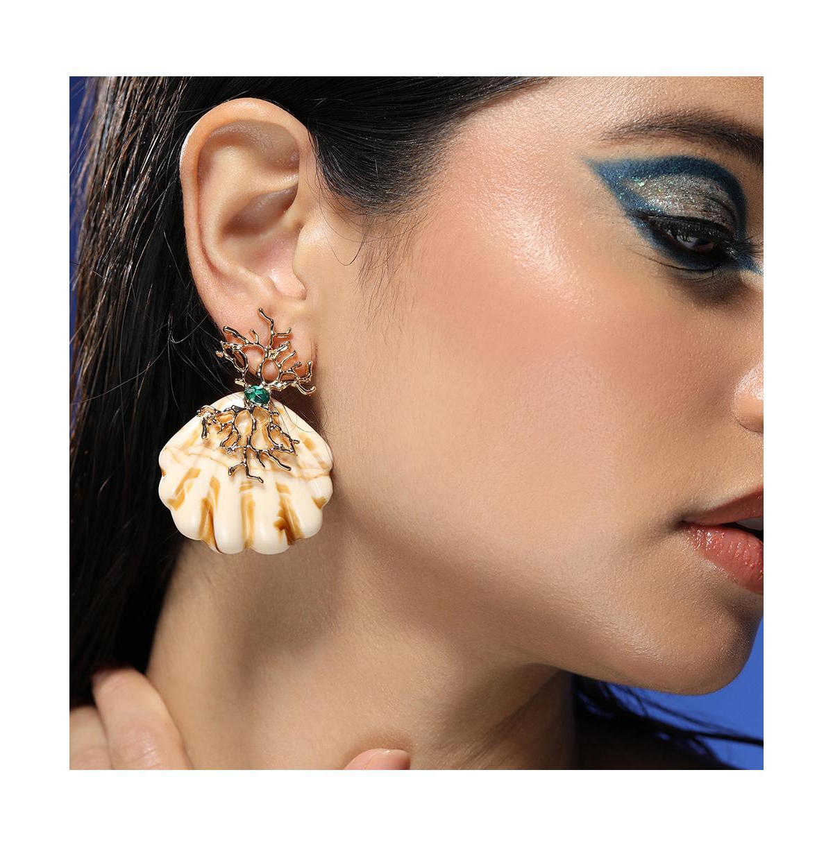 Women's The Veined-Conchiglia Drop Earrings - California Gold