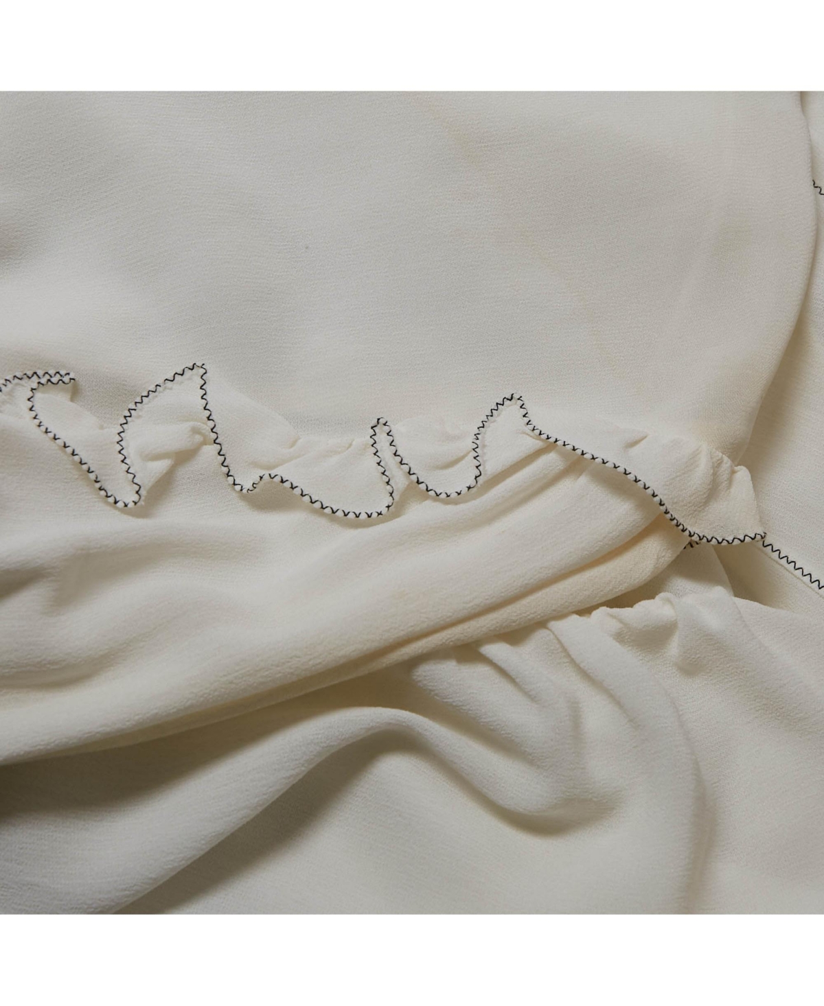 Pre-Owned Dolce & Gabbana Women's Chiffon Ruffled Blouse