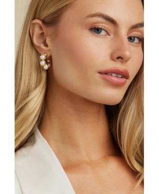 Women's Cassandra Pearl Hoops.