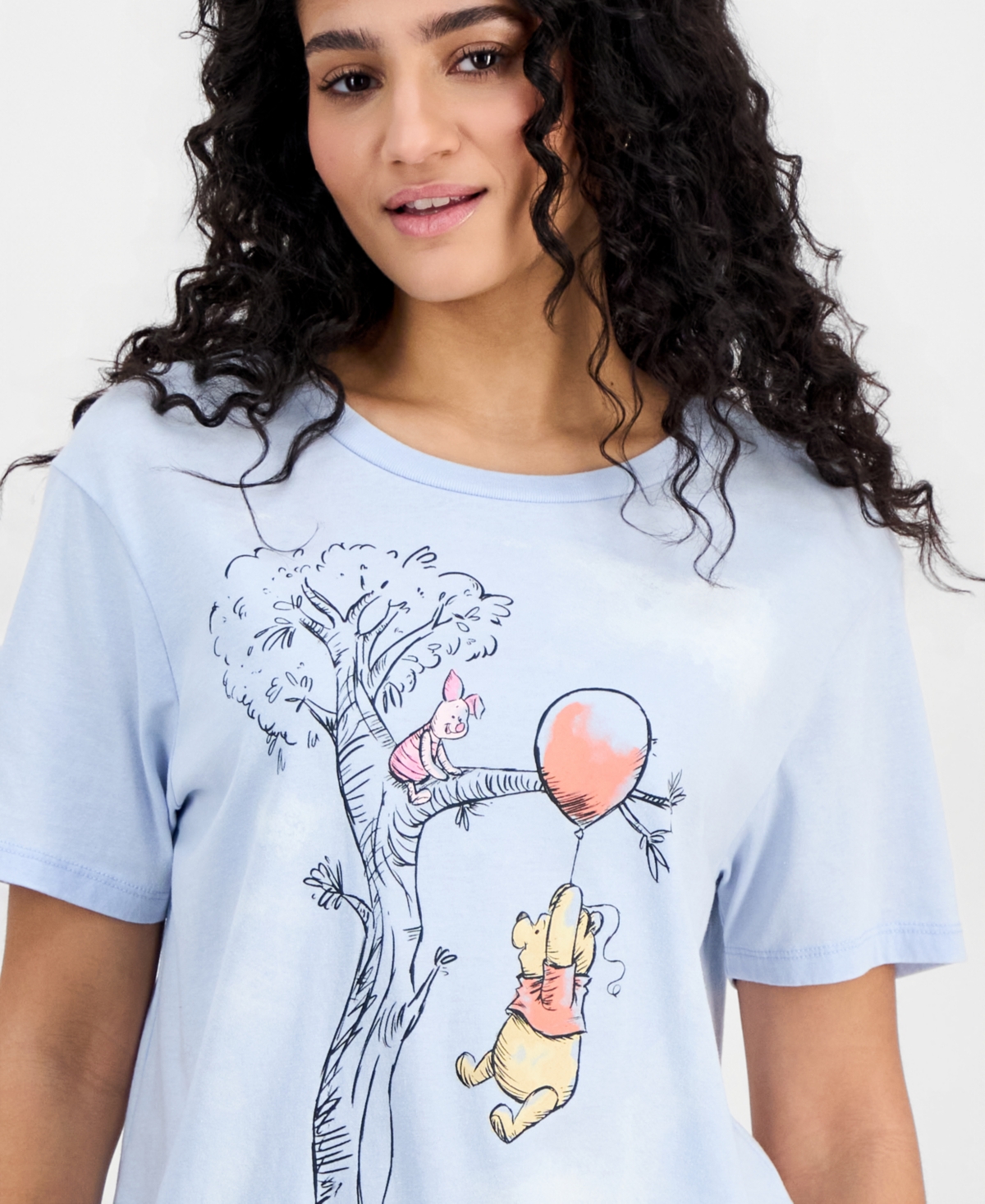 Disney Juniors' Winnie the Pooh Short-Sleeve T-Shirt