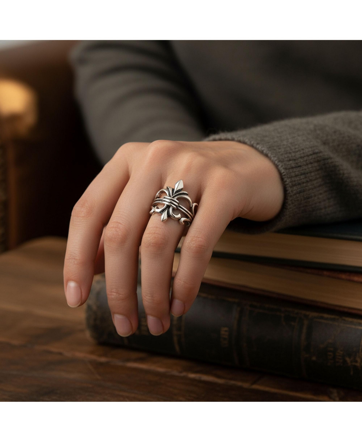 Bling Jewelry Oxidized .925 Sterling Silver Antique Style Religious Fleur De Lis Signet Ring Masonic Symbol