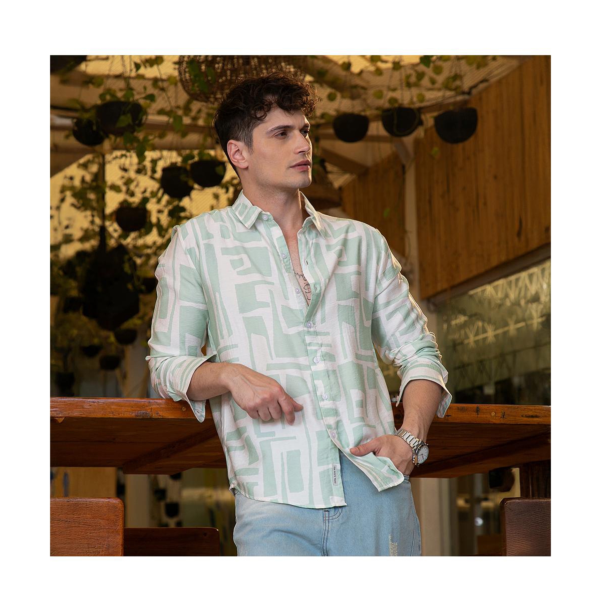 Campus Sutra Men's Abstract-Deco Regular Shirt