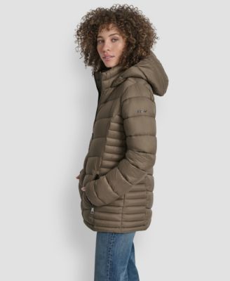 Women's Chevron-Quilted Full-Zip Puffer Jacket