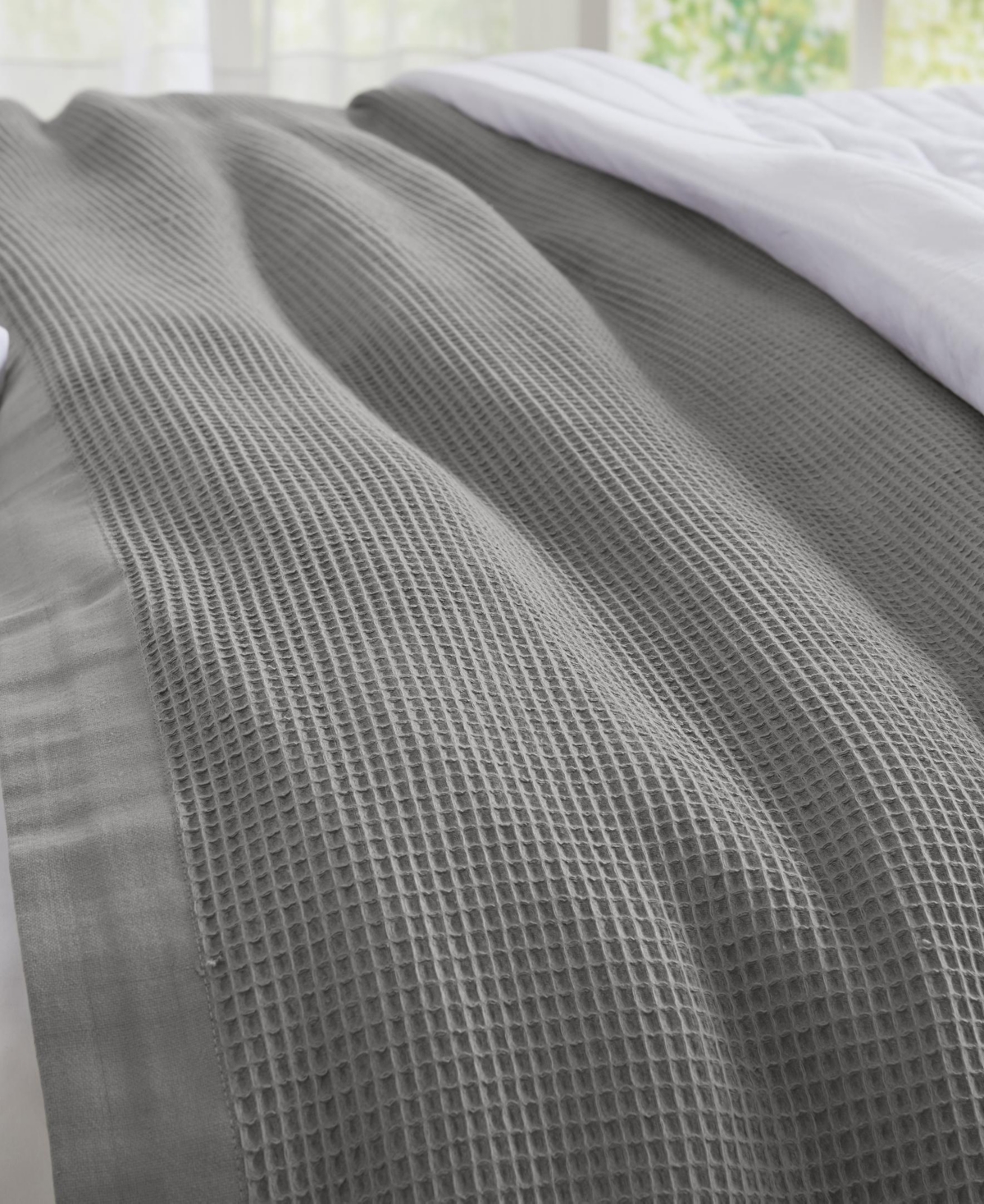 Linery & Co. Lightweight Waffle Weave Summer Bedding Cotton Throw Blanket