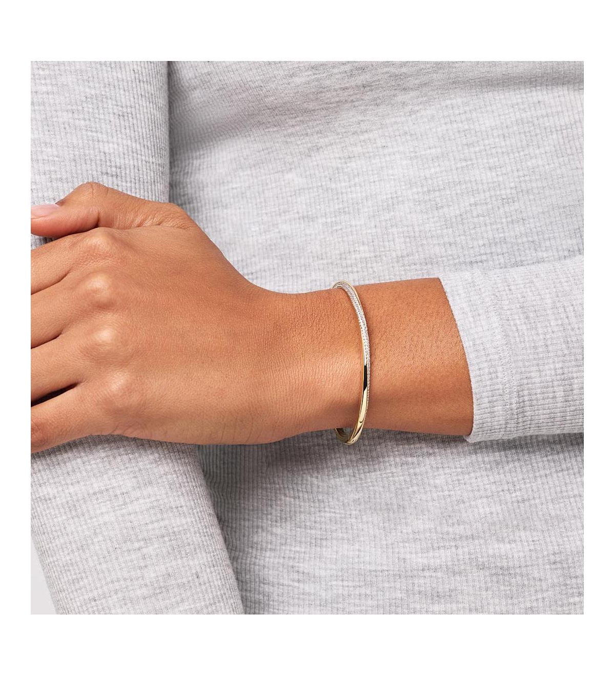 Ana Luisa Gold Bangle Bracelet