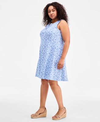 Plus Size Floral-Print Lace-Up Dress