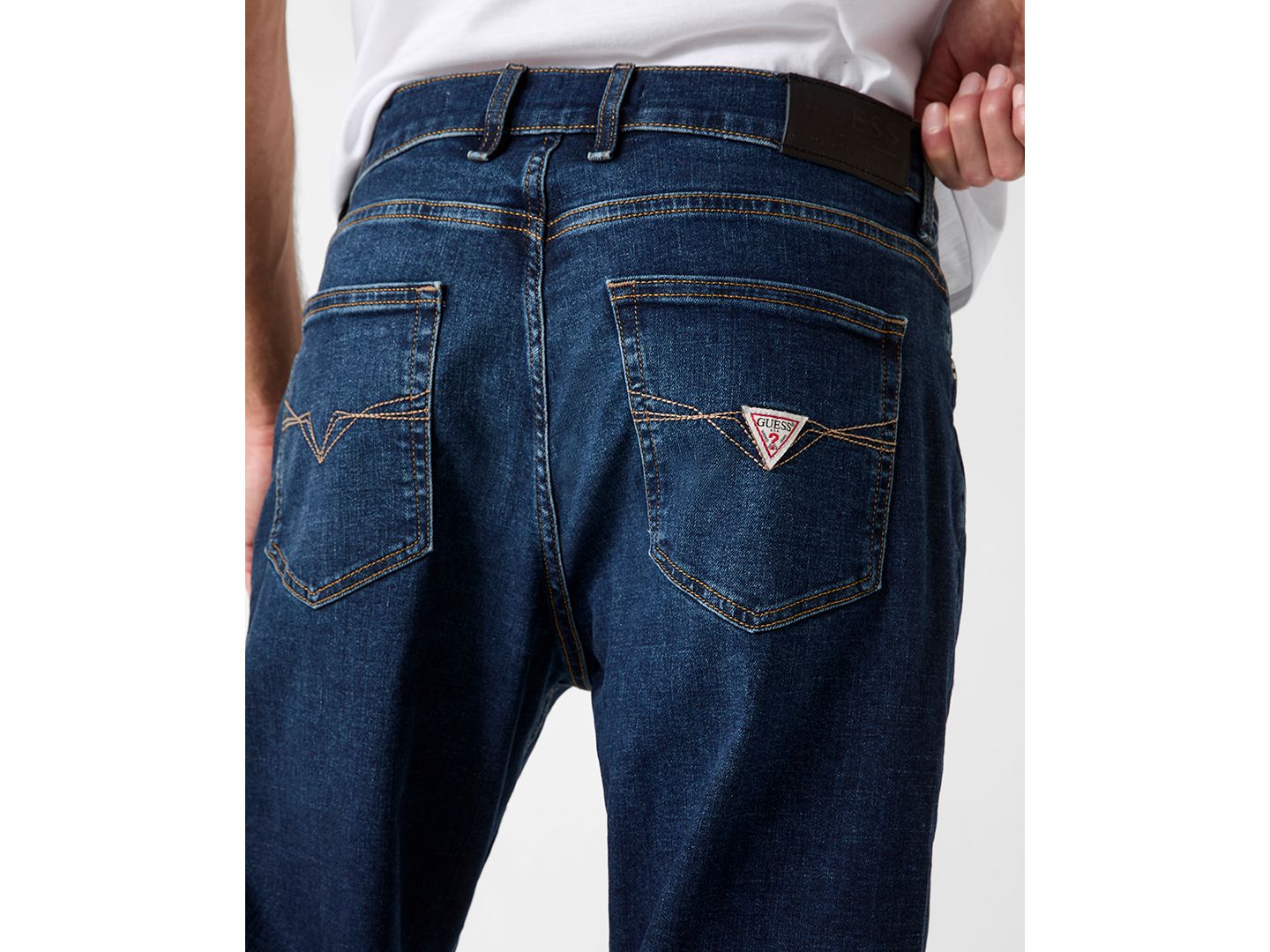 Мужские джинсы GUESS Damon Relaxed Jean, цвет: Синий — фото 4