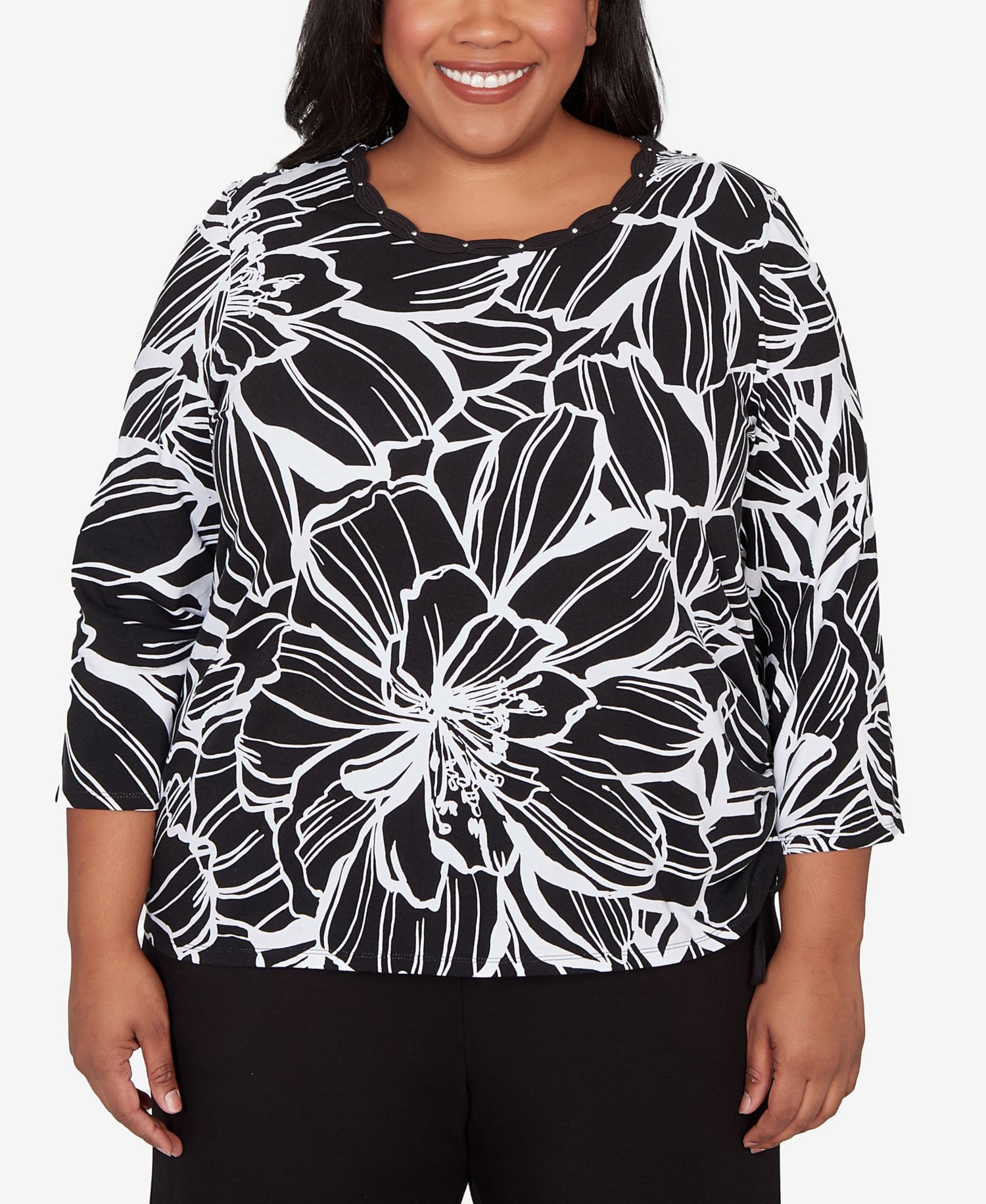 Plus Size Classic Floral Linework Side Tie Ruched Top