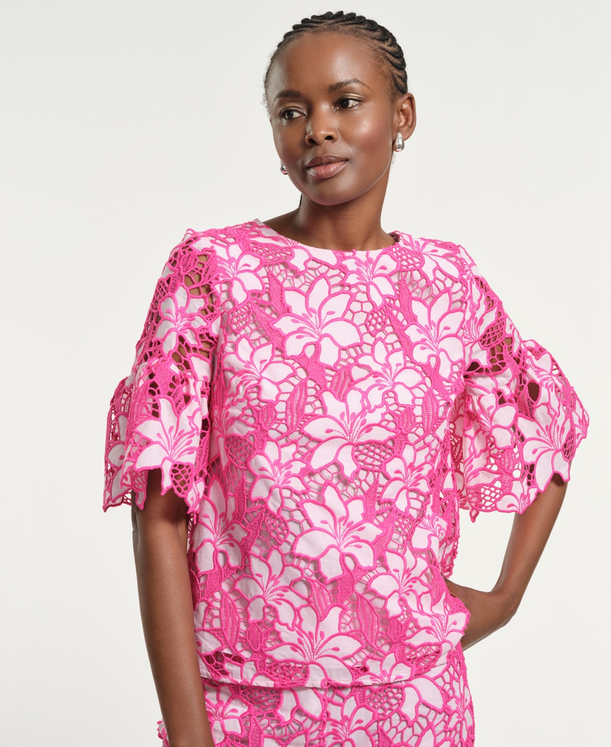 Isaac Mizrahi Women's Boxy Eyelet Crewneck Top