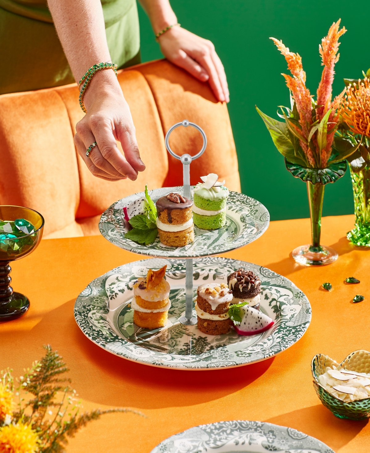 Spode Heritage Green Italian 2-Tier Cake Stand