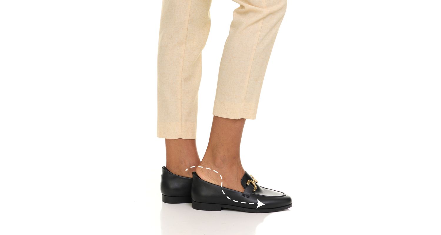 Womens Avery Street Hands-Free Slip On Technology Loafers