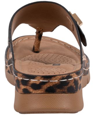 Women's Arla Hardware Thong Sandals