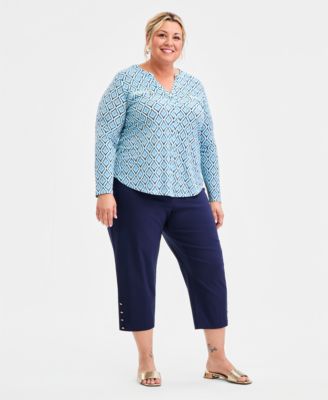 Plus Size Printed Split-Neck Long-Sleeve Top