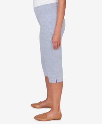 Petite Classic Stretch Stripe Clamdigger Capri Pants