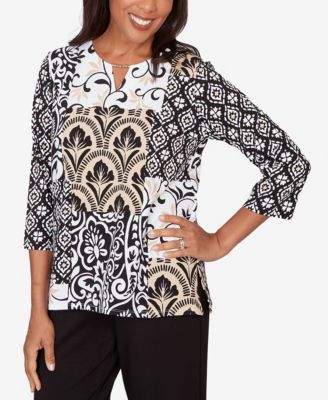 Petite Classic Geometric Scroll Patchwork Split Neck Top