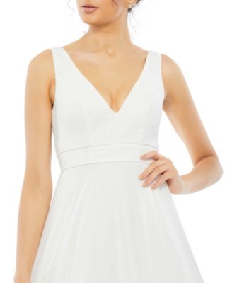 Women's V-Neck Layered Tulle Chiffon Ball Gown