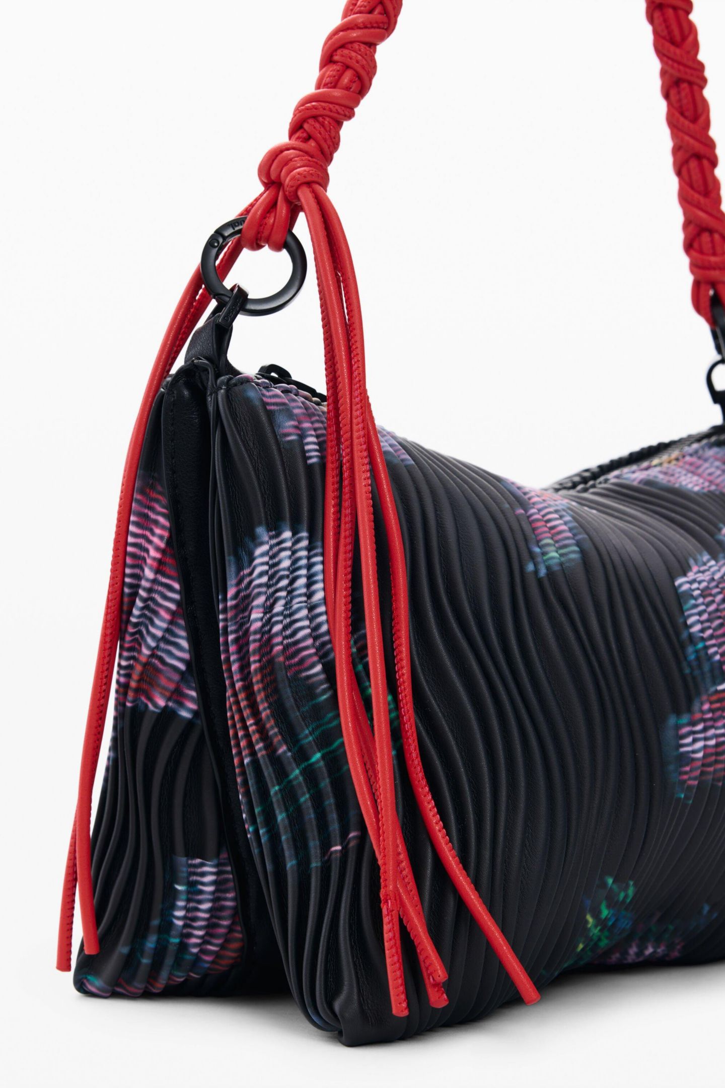 Женская сумка Desigual Medium textured, цвет: Чёрный — фото 6