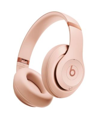 Studio Pro x Kim Kardashian