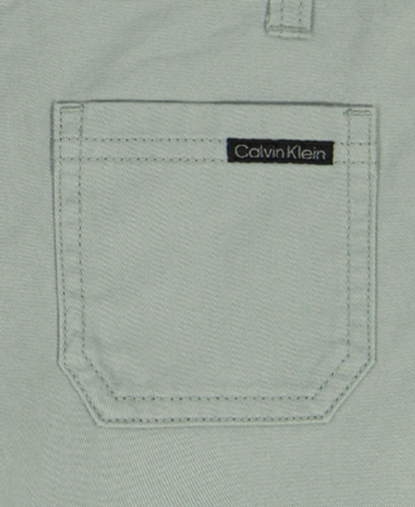 Комплект для мальчиков Calvin Klein: рубашка и шорты, 2 предмета, цвет: Молочный белый / Зелёный — фото 7