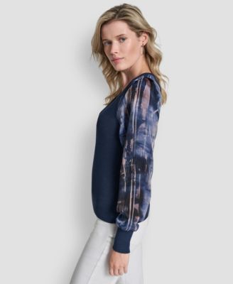 Women's Long Sleeve V-Neck Top