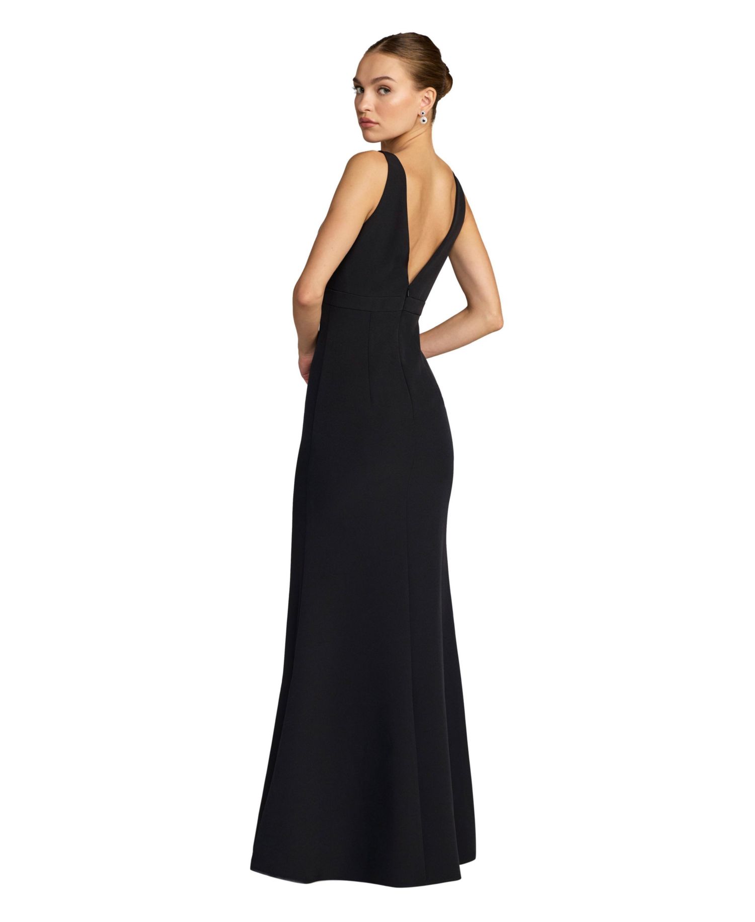Women's Crepe Sleeveless V Neck Sheath Gown With Bow