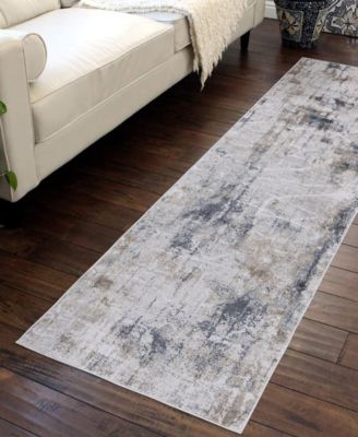 Alloy ALL341 2' 6" x 8' Runner Area Rug