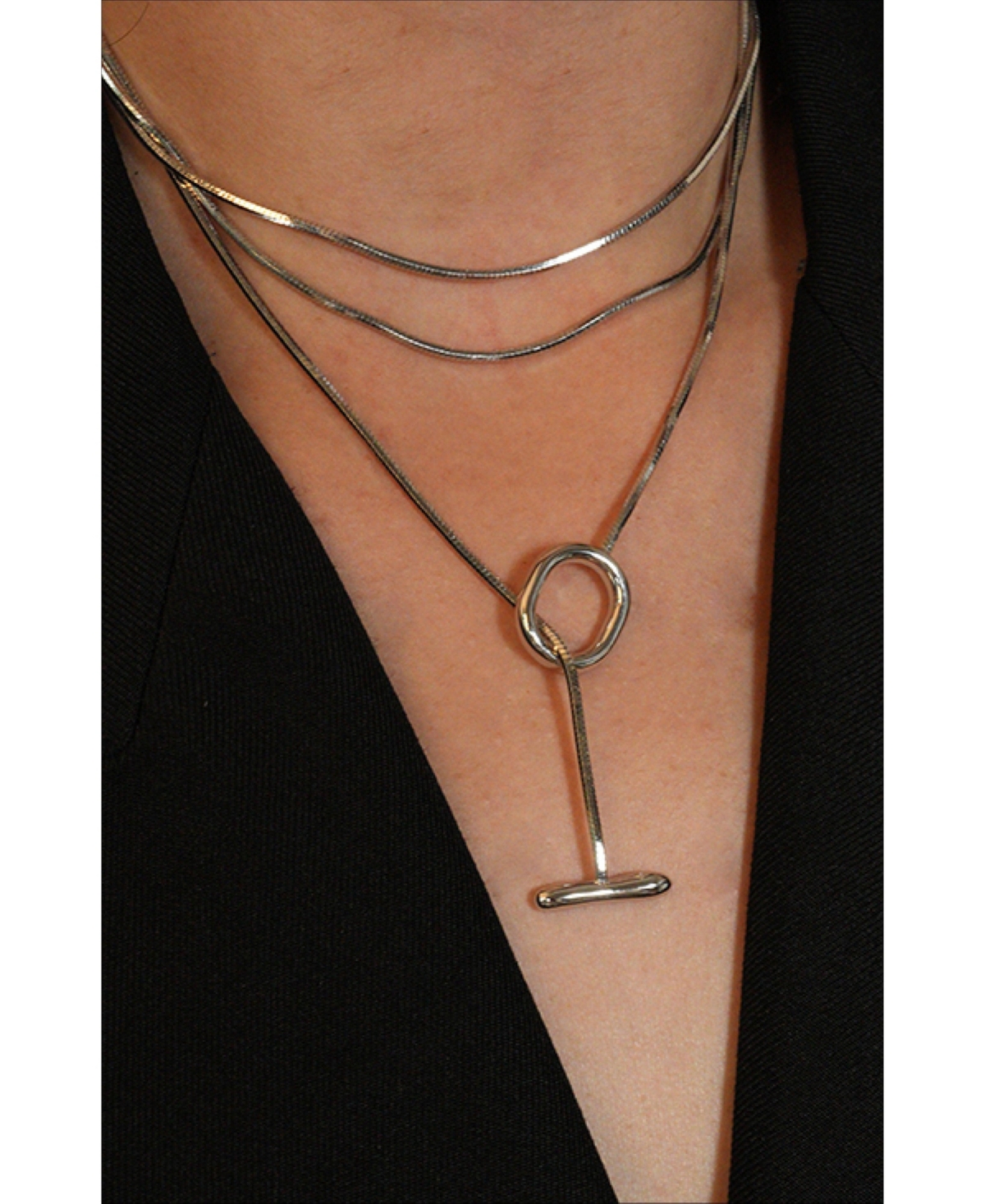 Retro Chic Whispers Vine Necklace