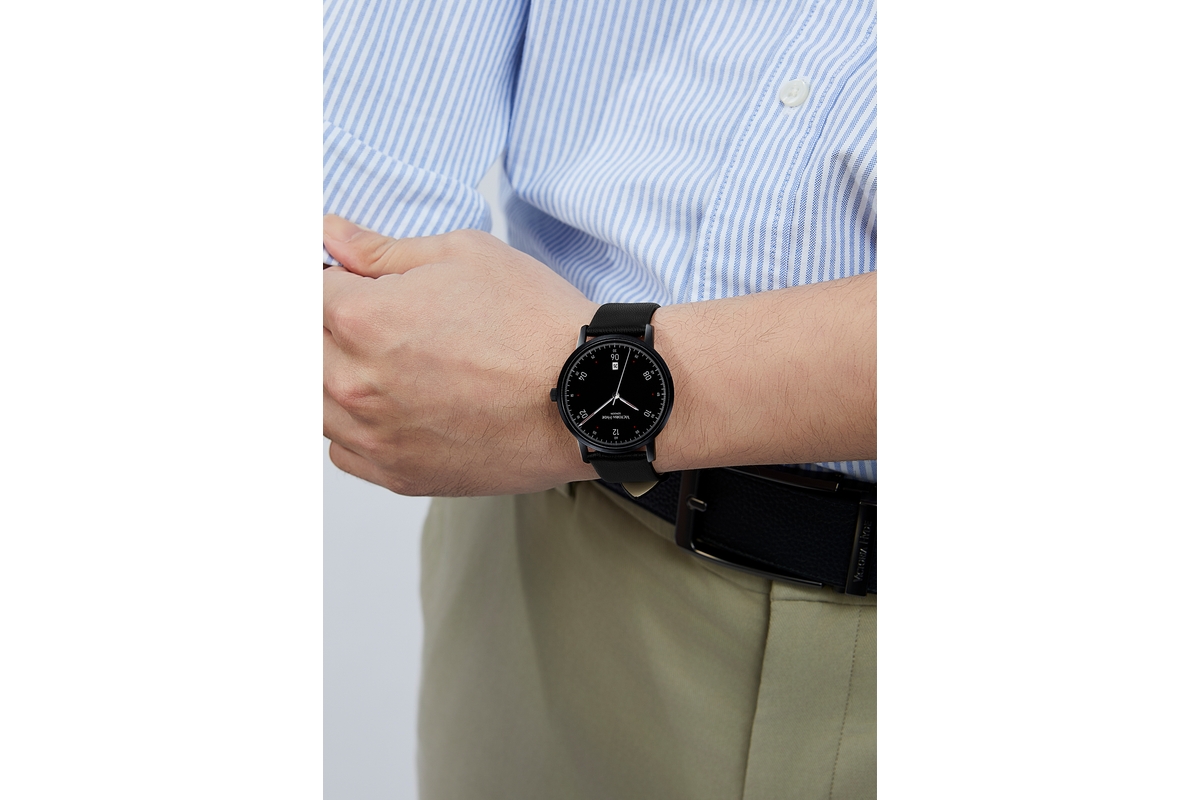 Victoria Hyde Men's Watch Apple Leather Strap Orton in