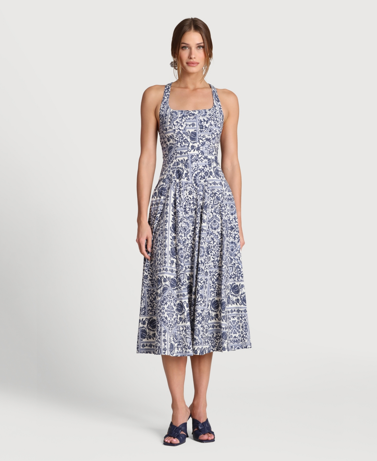 Avec Les Filles Women's Scoop Neck Midi Dress