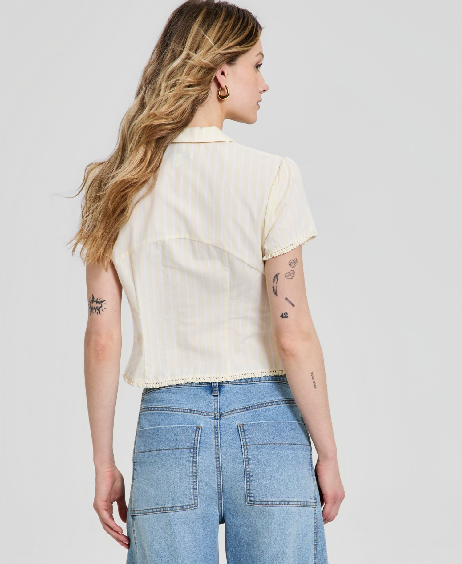 Women's Fitted Button-Front Poplin Shirt