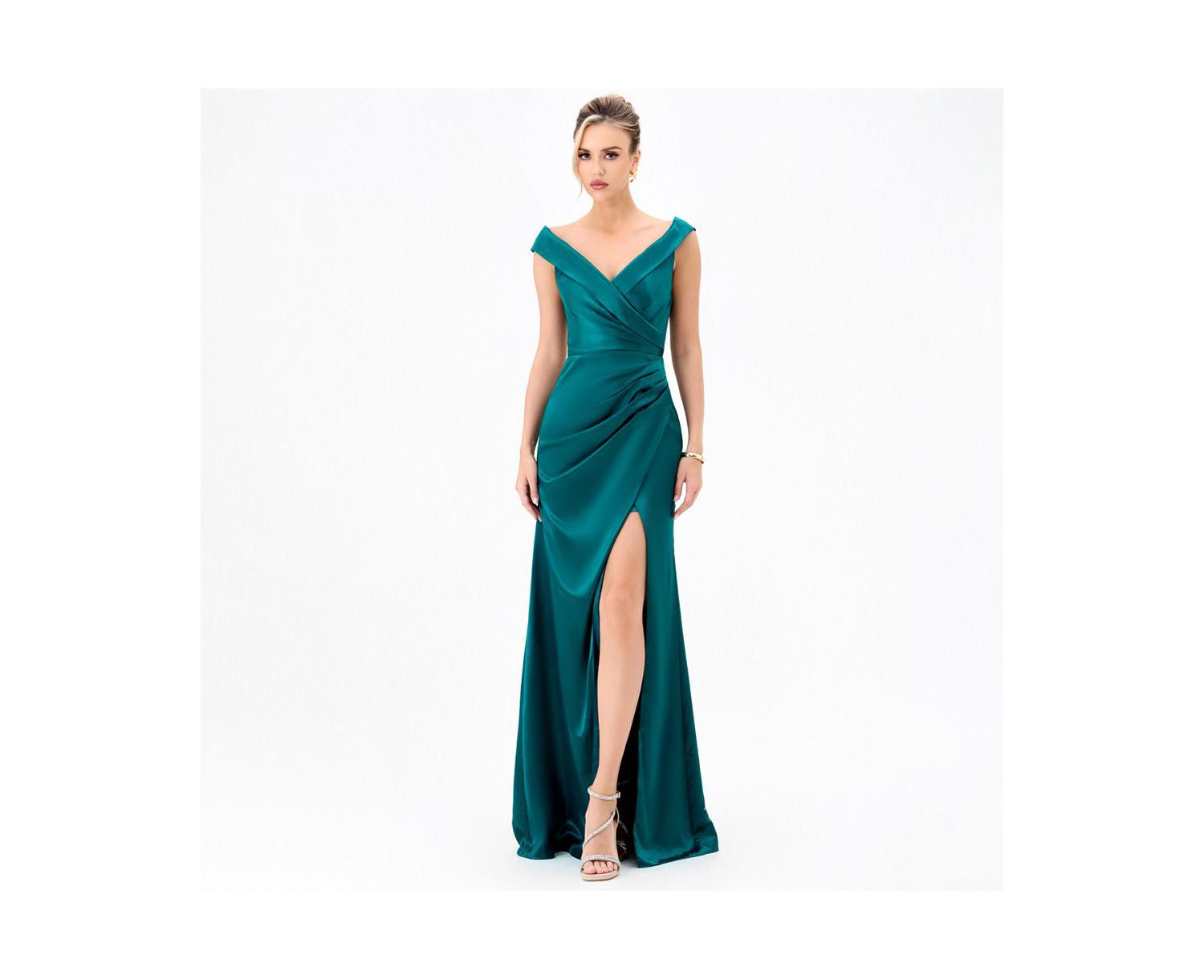 Women's Aliana Off Shoulder Gown