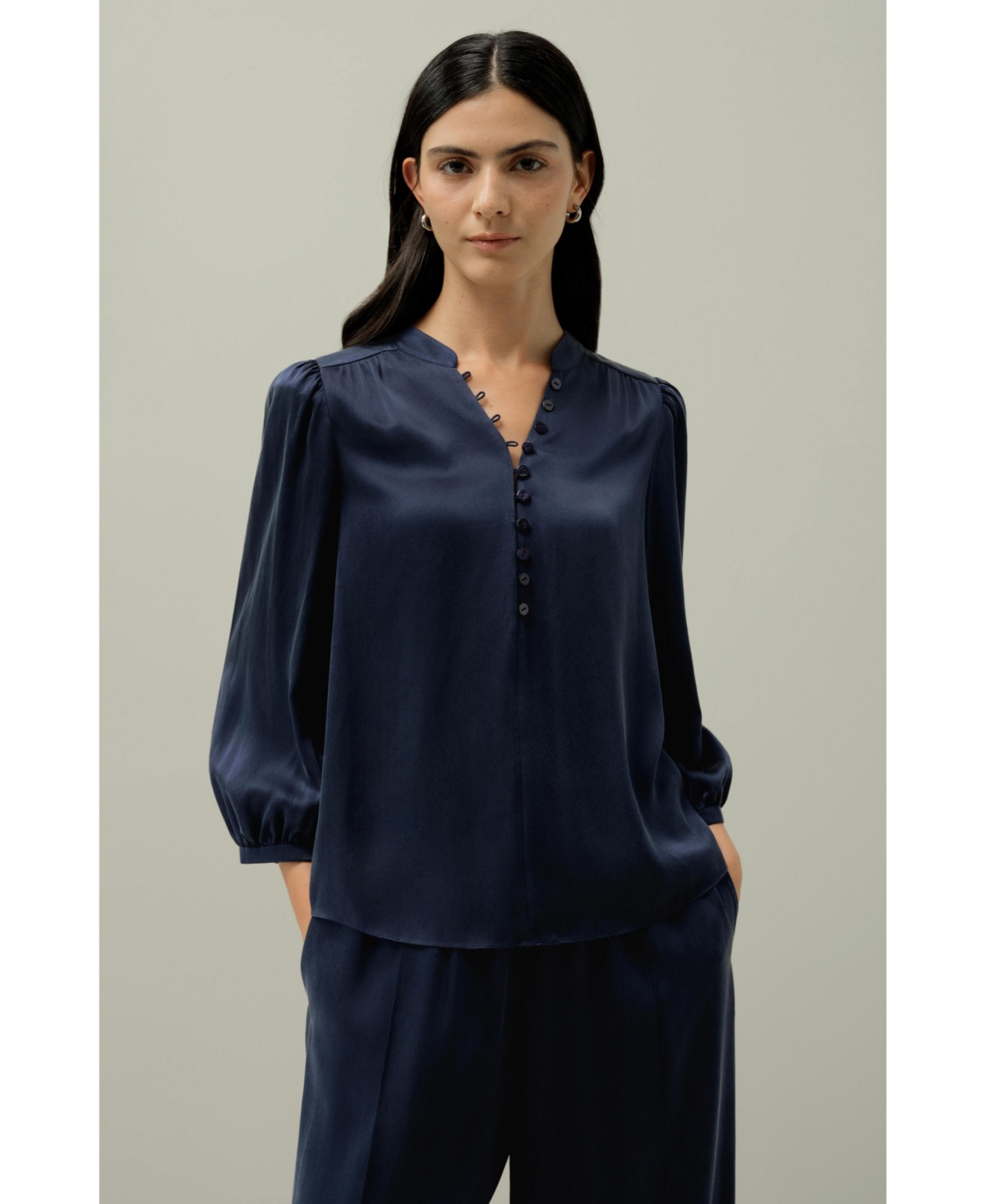 Lilysilk Women's X Melissa Murrell Silk Suede V-Neck Blouse