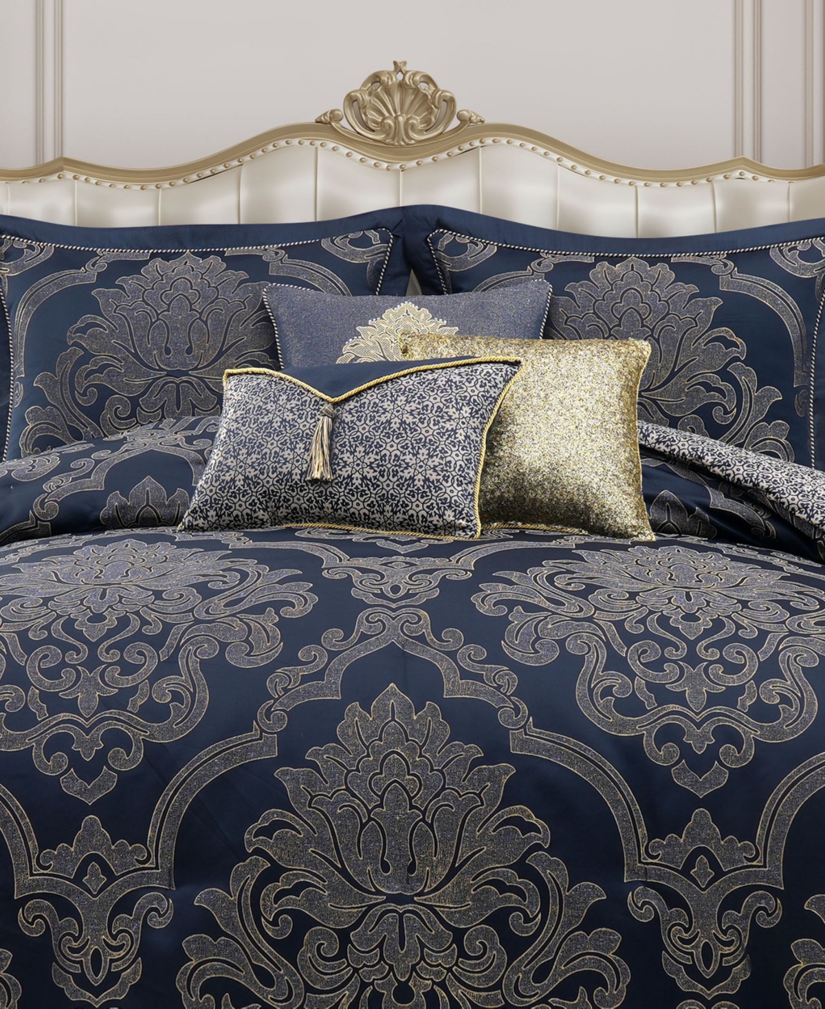 Waterford Vaughn Luxurious 3-Pc. Comforter Set
