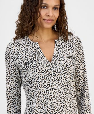 Petite Delicate Paisley Split-Neck Zip-Pocket Top