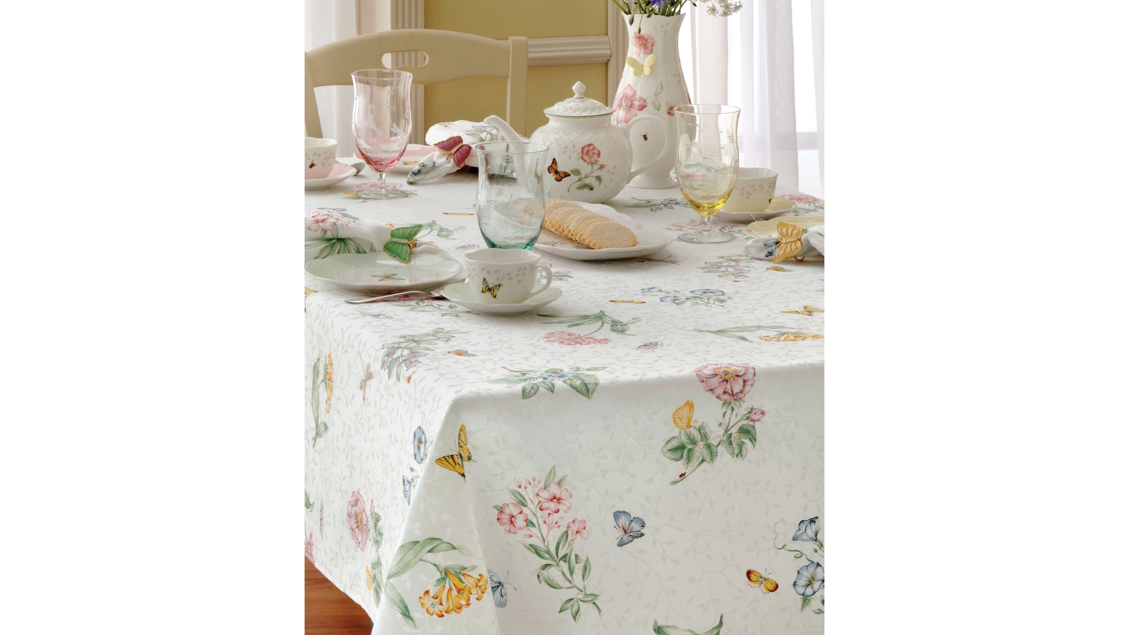 Lenox Butterfly Meadow Oblong 60" x 102" Tablecloth