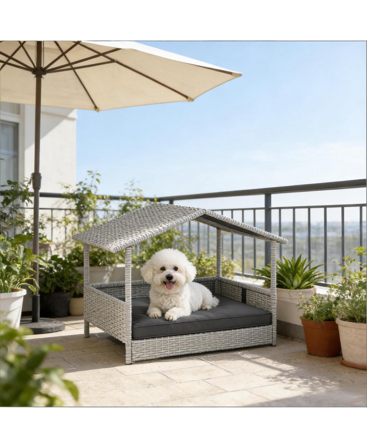 Aostirmotor Rattan Dog House with Bed for Outdoor in Gray