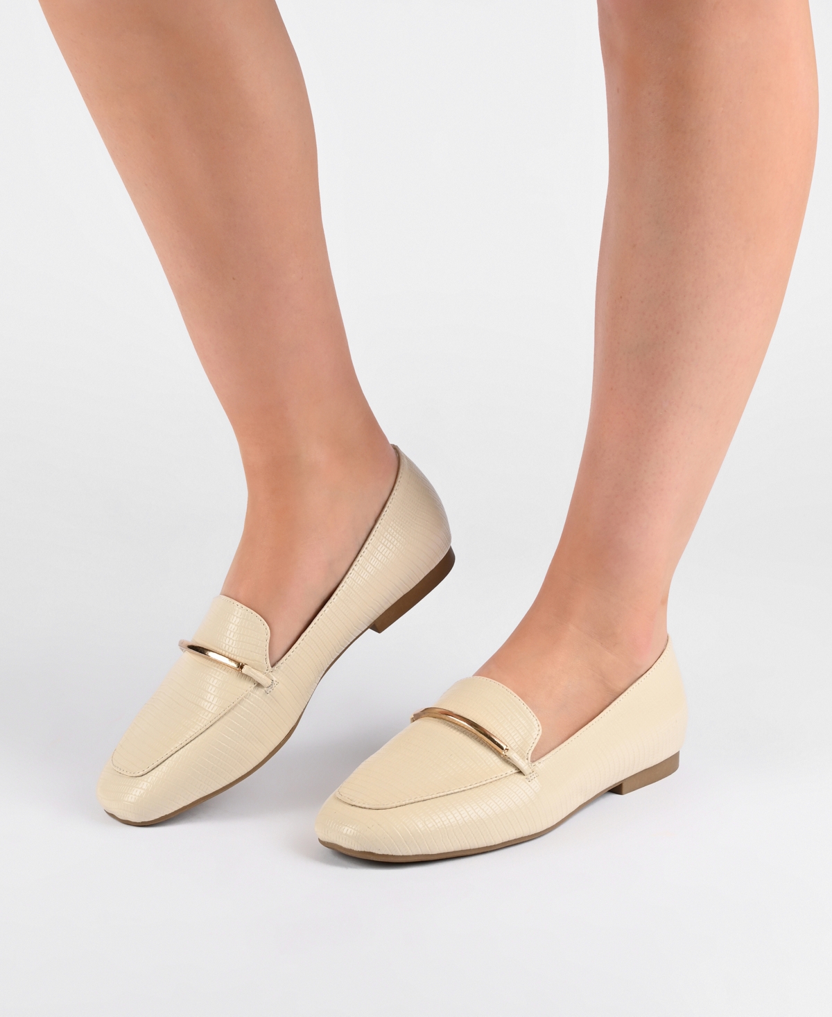 Journee Collection Women's Wrenn Slip On Loafers