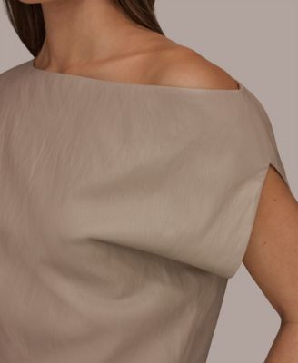 Women's Sleeveless Hem Top