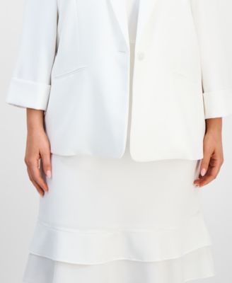 Plus Size One-Button Notched-Collar Blazer