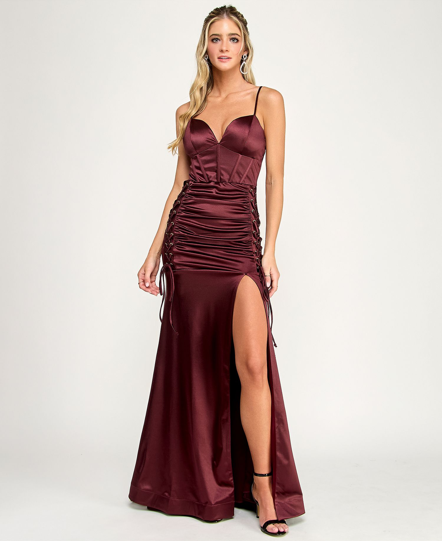 Emerald Sundae Juniors' Grommeted Mermaid Gown only