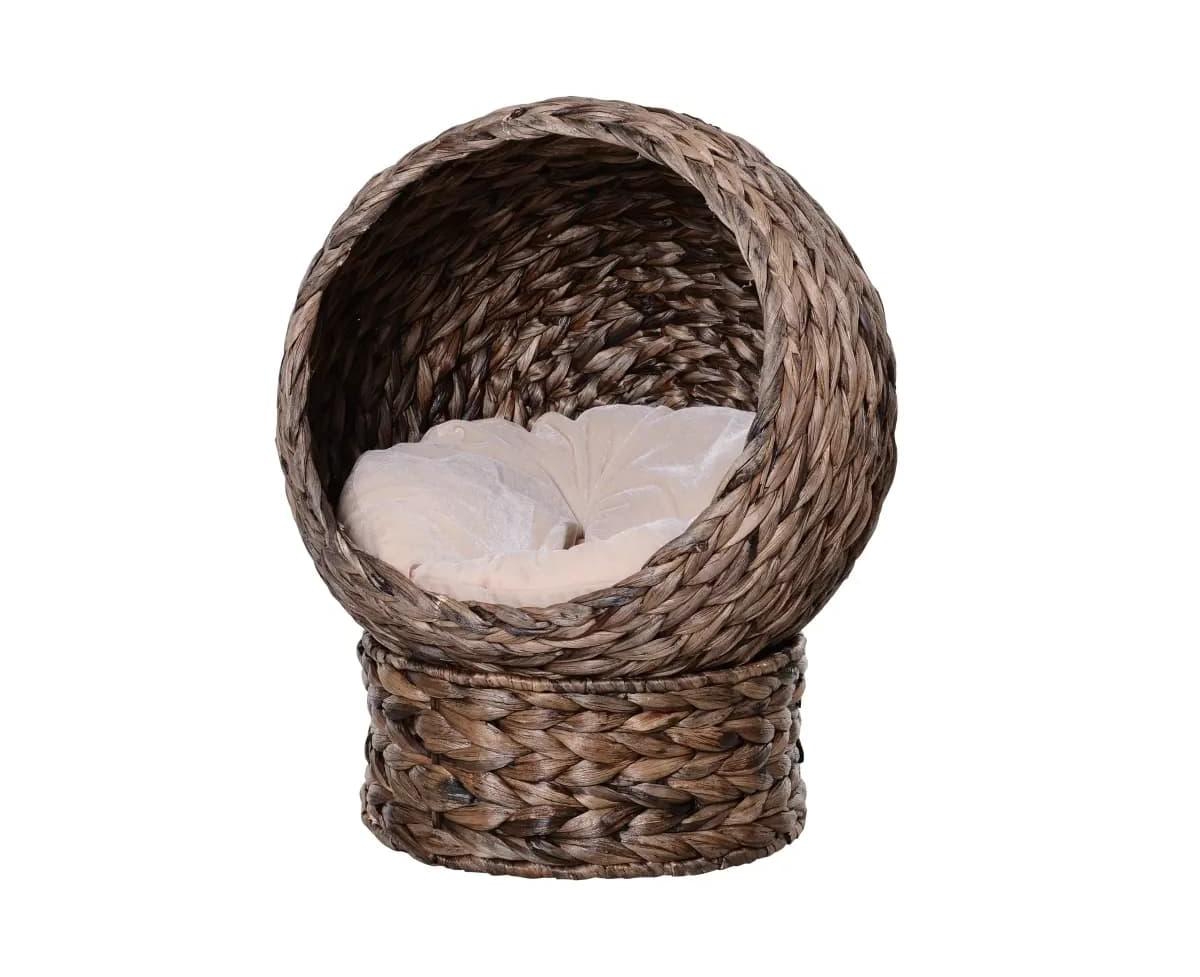 Zeus & Ruta Elevated Cat Egg Chair