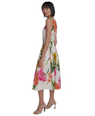 Women's Boat-Neck Belted Sleeveless Dress