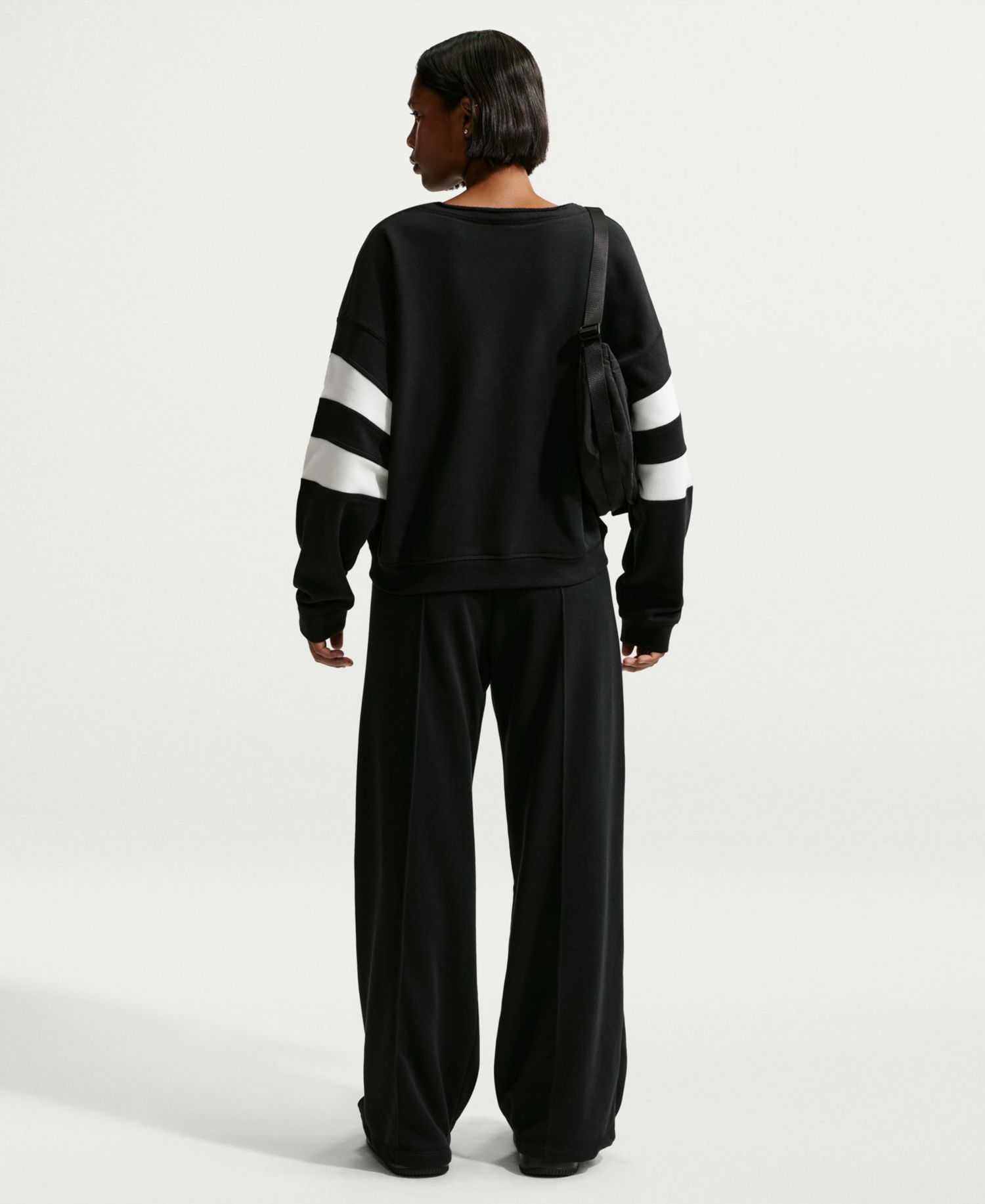 Women's Sportswear Club Fleece Oversized V-Neck Sweatshirt