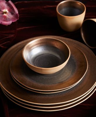 Akita Dinner Plates, Set of 4