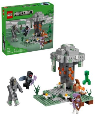 Minecraft The Pale Garden Building Toy 21586, 243 Pieces
