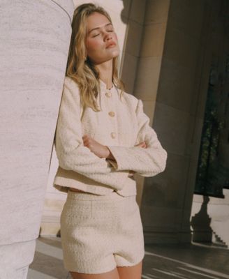 Women's Structured Curved Side Zipper Shorts