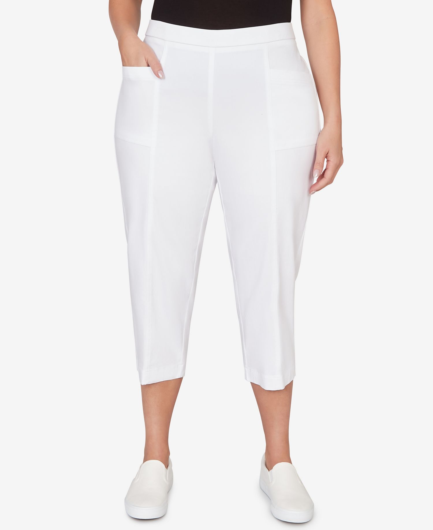 Plus Size The Royal Treatment Relaxed Flat Front Patch Pocket Capri Pants