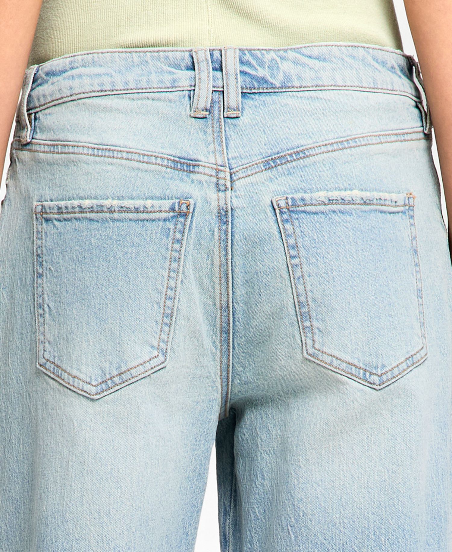Petite Seamed Cuff Wide-Leg Jeans