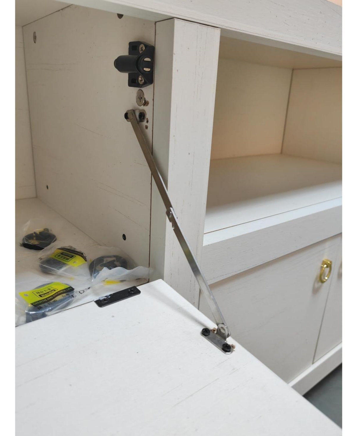 gaomon Rustic 6-Door Wooden Tv Console, Large Storage Media Cabinet for Living Room & Home Decor, White