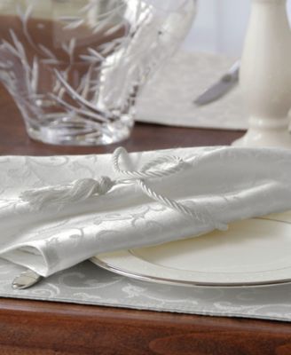 Lenox Opal Innocence Placemats, Set of 4, 13" x 18" 